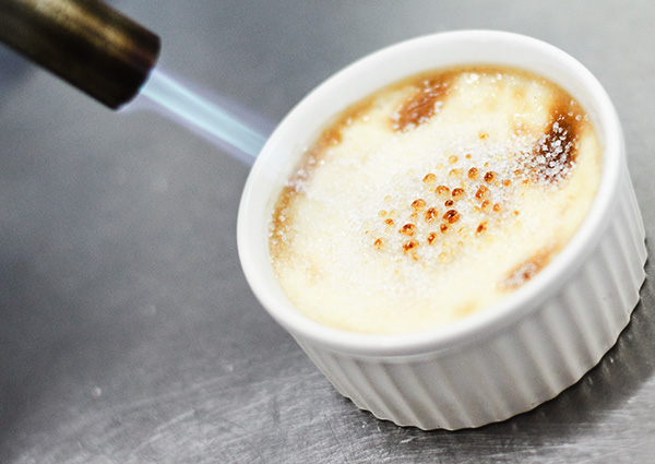 torching a crème brûlée